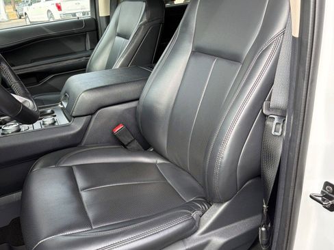 Used 2024 Ford Expedition Max XLT AWD/4WD image 12