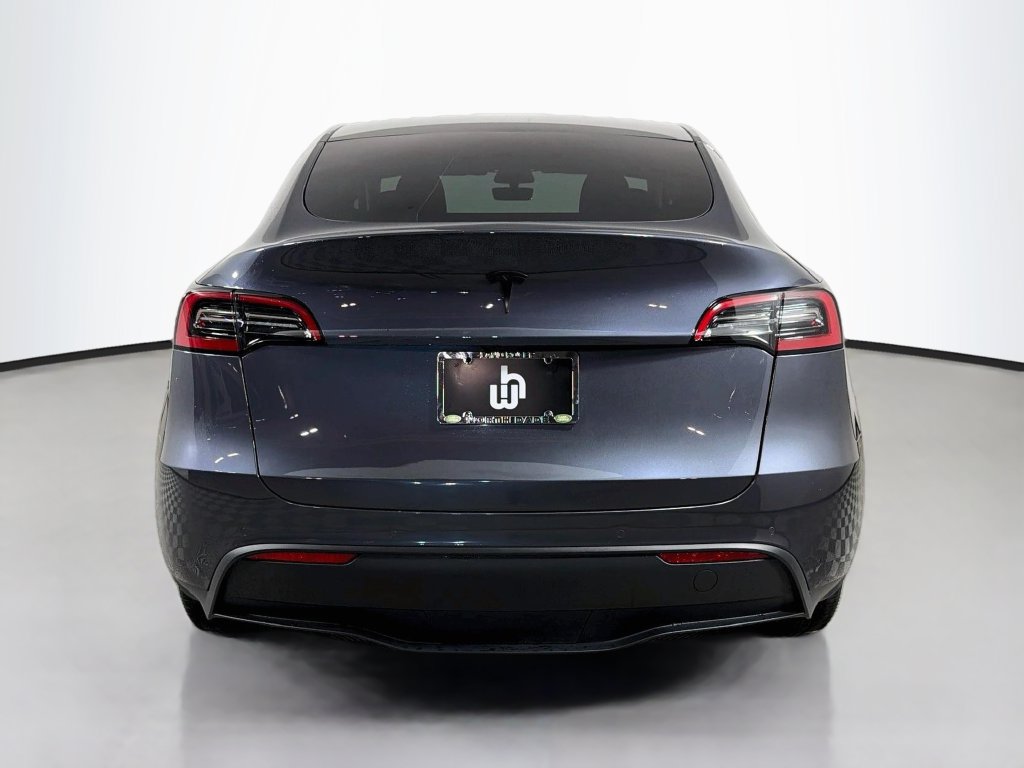 Used 2022 Tesla Model Y Long Range AWD/4WD image 6