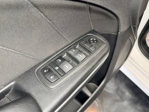 Used 2019 Dodge Charger Scat Pack RWD image 18