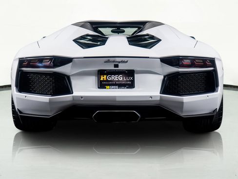 Used 2015 Lamborghini Aventador LP 700-4 image 11