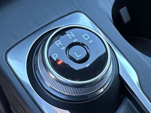 Used 2025 Ford Escape ST-Line image 30