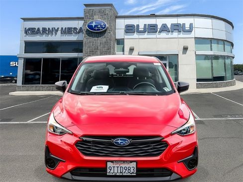 Certified 2025 Subaru Impreza 2.0i image 2