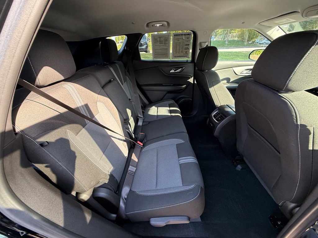Used 2024 Chevrolet Blazer LT w/ Convenience Package FWD image 37