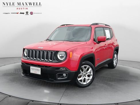 Used 2018 Jeep Renegade Latitude w/ Popular Equipment Group FWD image 1
