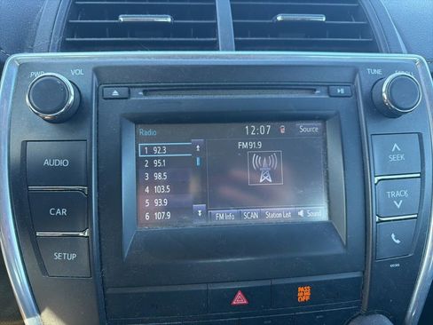 Used 2015 Toyota Camry LE image 15