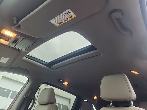 Used 2024 Honda Odyssey EX-L image 16