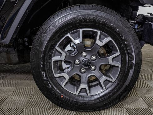 New 2026 Jeep Gladiator Sport AWD/4WD image 44