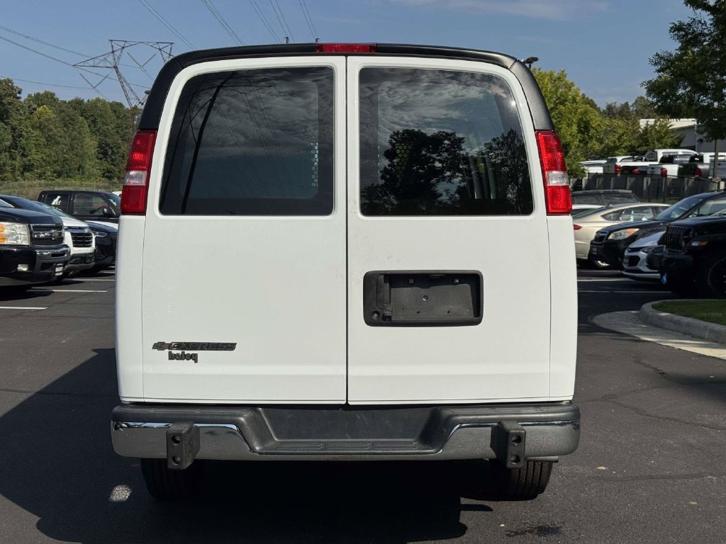 Used 2025 Chevrolet Express 2500 w/ Driver Convenience Package RWD image 23