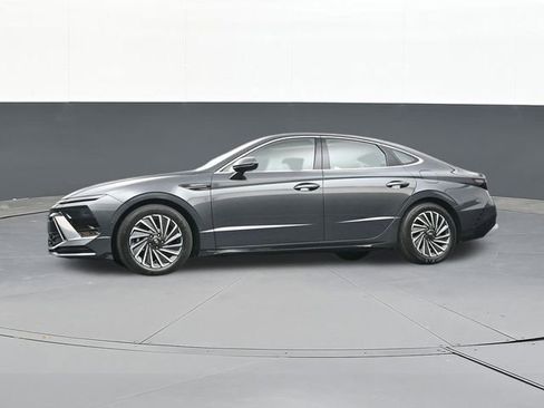 Used 2024 Hyundai Sonata Limited image 58