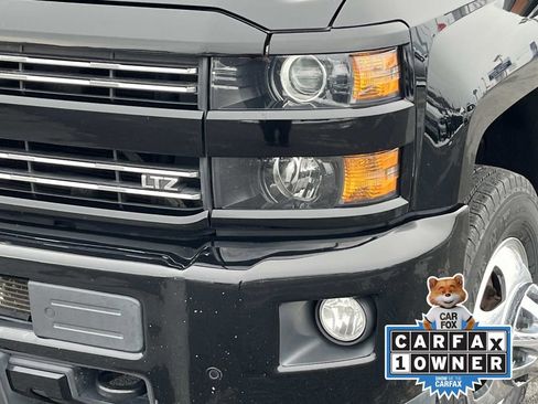 Used 2017 Chevrolet Silverado 3500 LTZ w/ Duramax Plus Package image 10