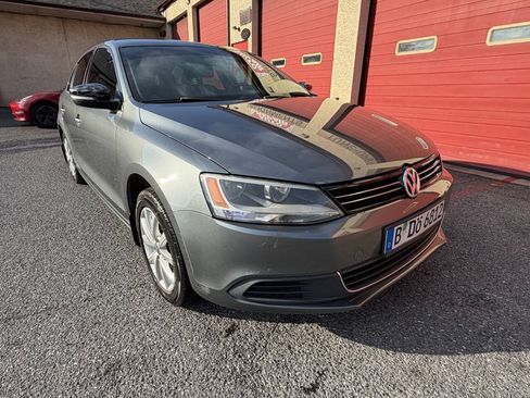 Used 2014 Volkswagen Jetta SE FWD image 9