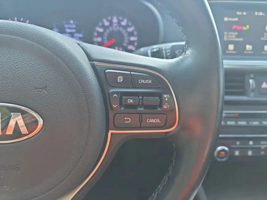 Used 2018 Kia Optima EX FWD image 19