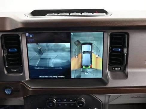 Used 2022 Ford Bronco Outer Banks w/ Sasquatch Package AWD/4WD image 19