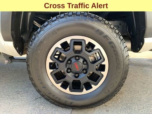Used 2024 Toyota Tacoma TRD Off-Road AWD/4WD image 9