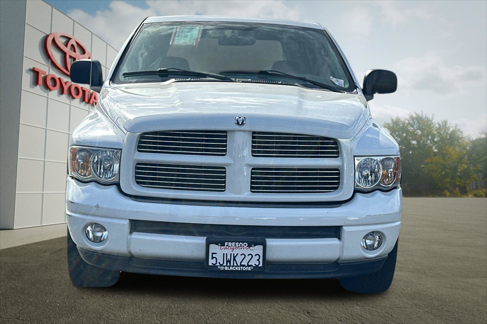 Used 2004 Dodge Ram 1500 Truck SLT w/ Sport Appearance Group RWD image 8