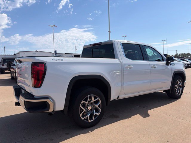 New 2026 GMC Sierra 1500 SLE w/ Preferred Package AWD/4WD image 4