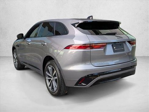 Certified 2025 Jaguar F-PACE R-Dynamic S AWD/4WD image 9