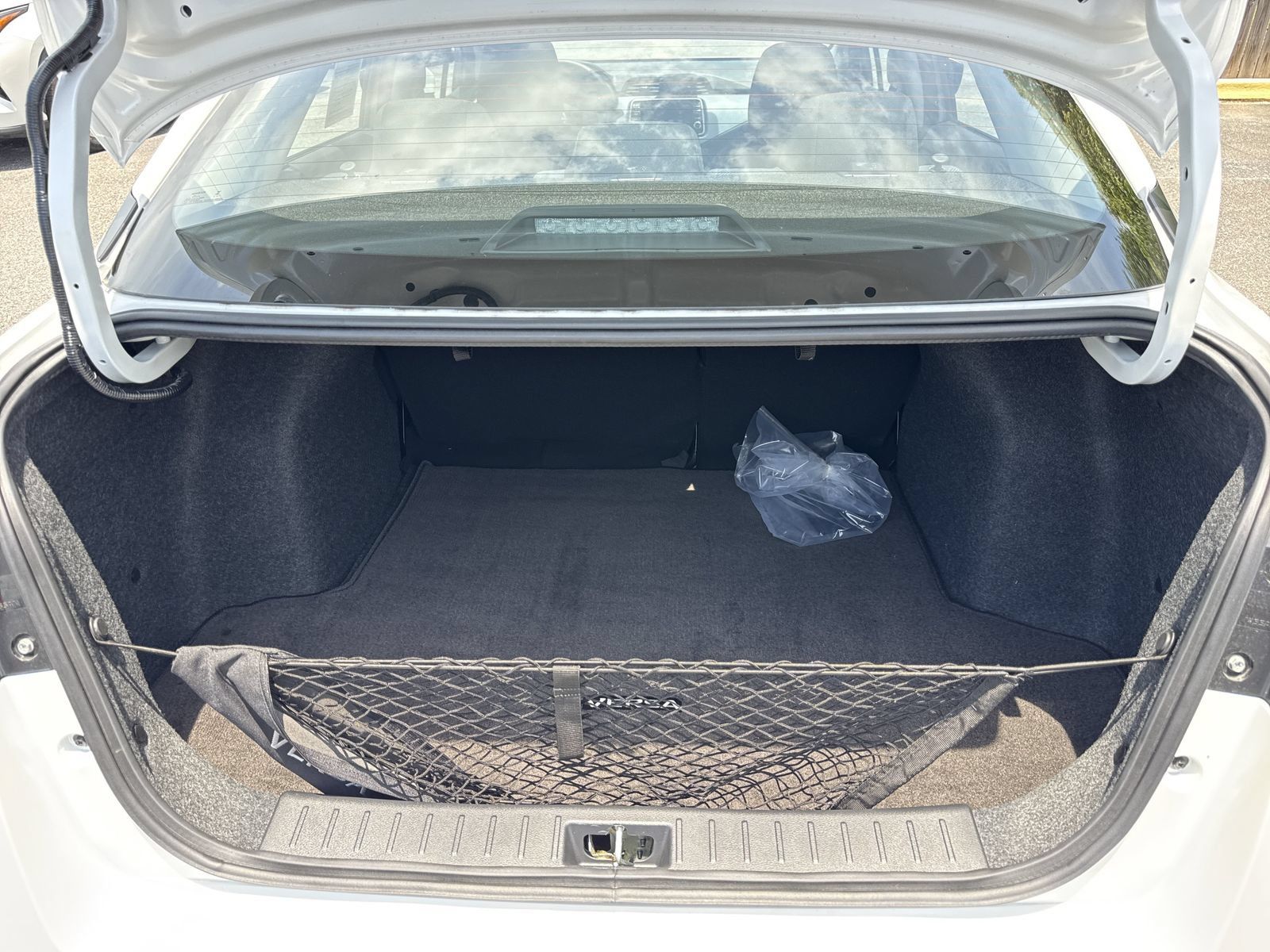 Used 2025 Nissan Versa SV w/ Trunk Package FWD image 29