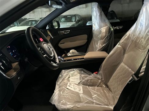 New 2026 Volvo XC60 B5 Plus w/ Protection Package Premier image 10
