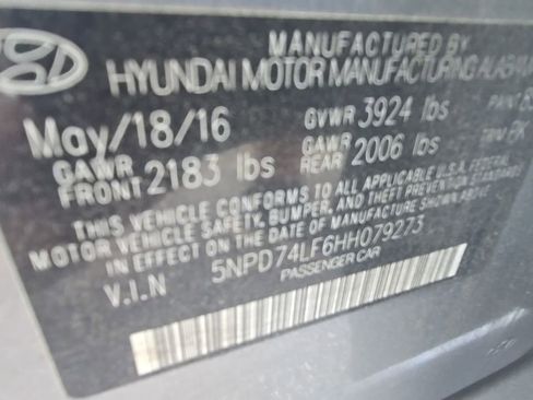 Used 2017 Hyundai Elantra SE FWD image 13