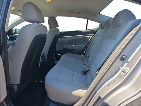 Used 2019 Hyundai Elantra SEL FWD image 11