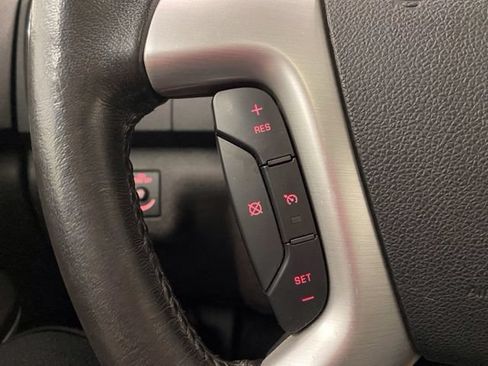 Used 2011 GMC Acadia SLT AWD/4WD image 32