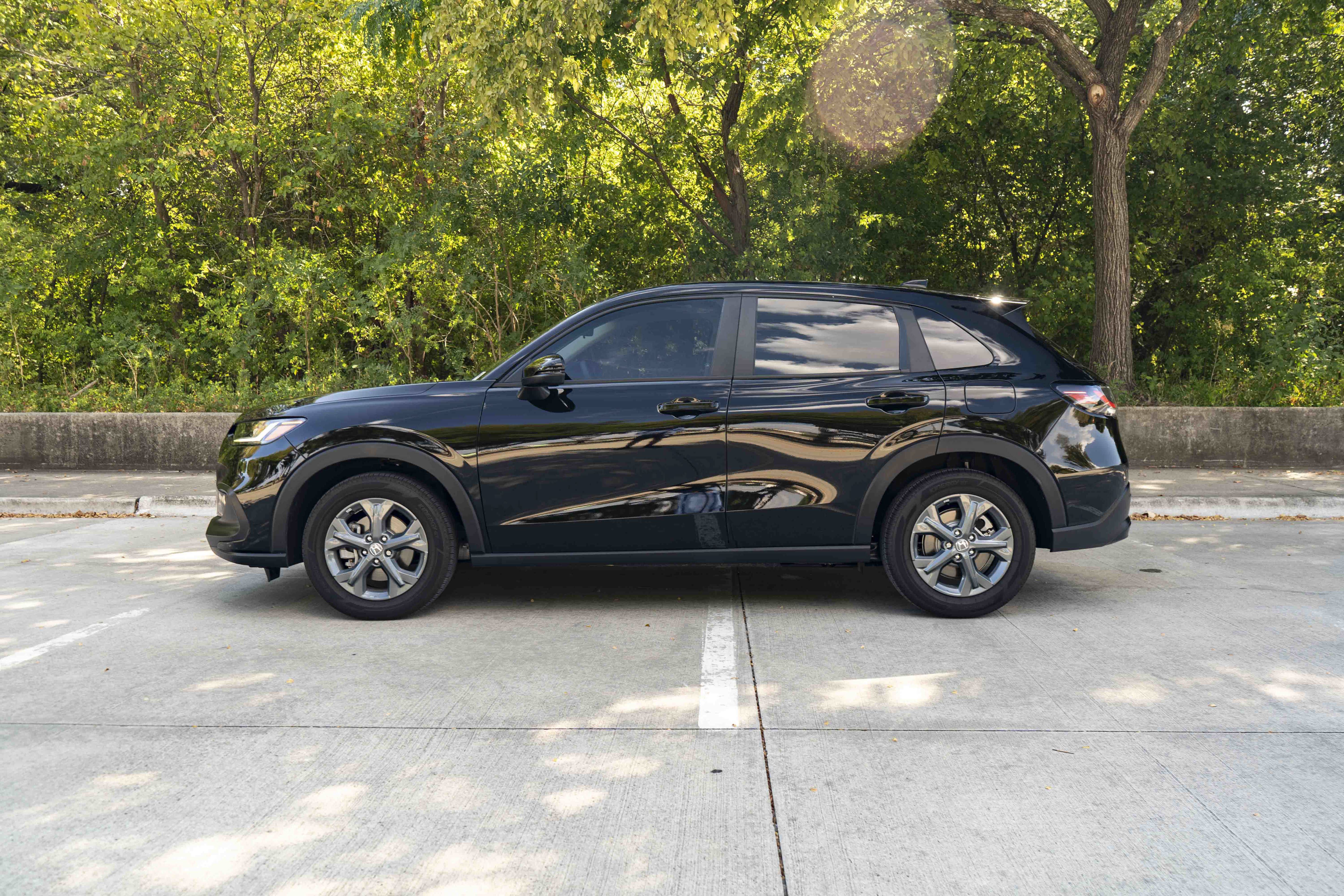 Used 2027 Honda HR-V LX image 6