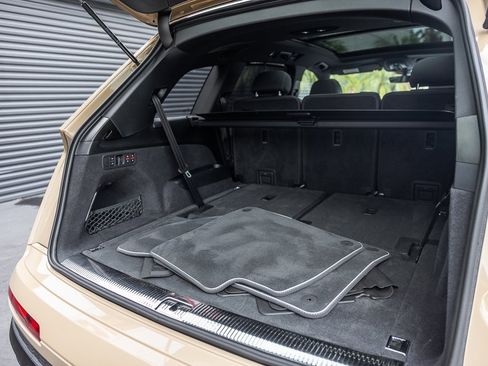 Used 2025 Audi Q7 3.0T Prestige image 24