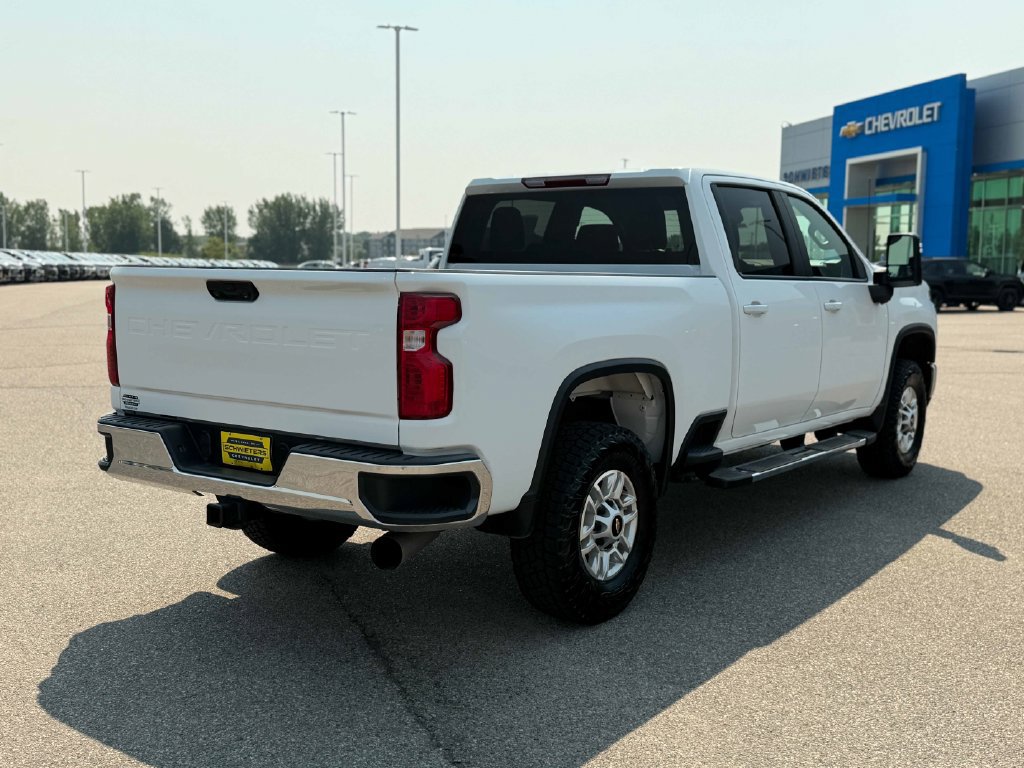 Used 2025 Chevrolet Silverado 2500 LT w/ Convenience Package AWD/4WD image 7