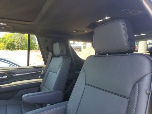 Used 2024 GMC Yukon Denali image 10