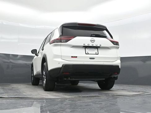 New 2026 Nissan Rogue S image 34
