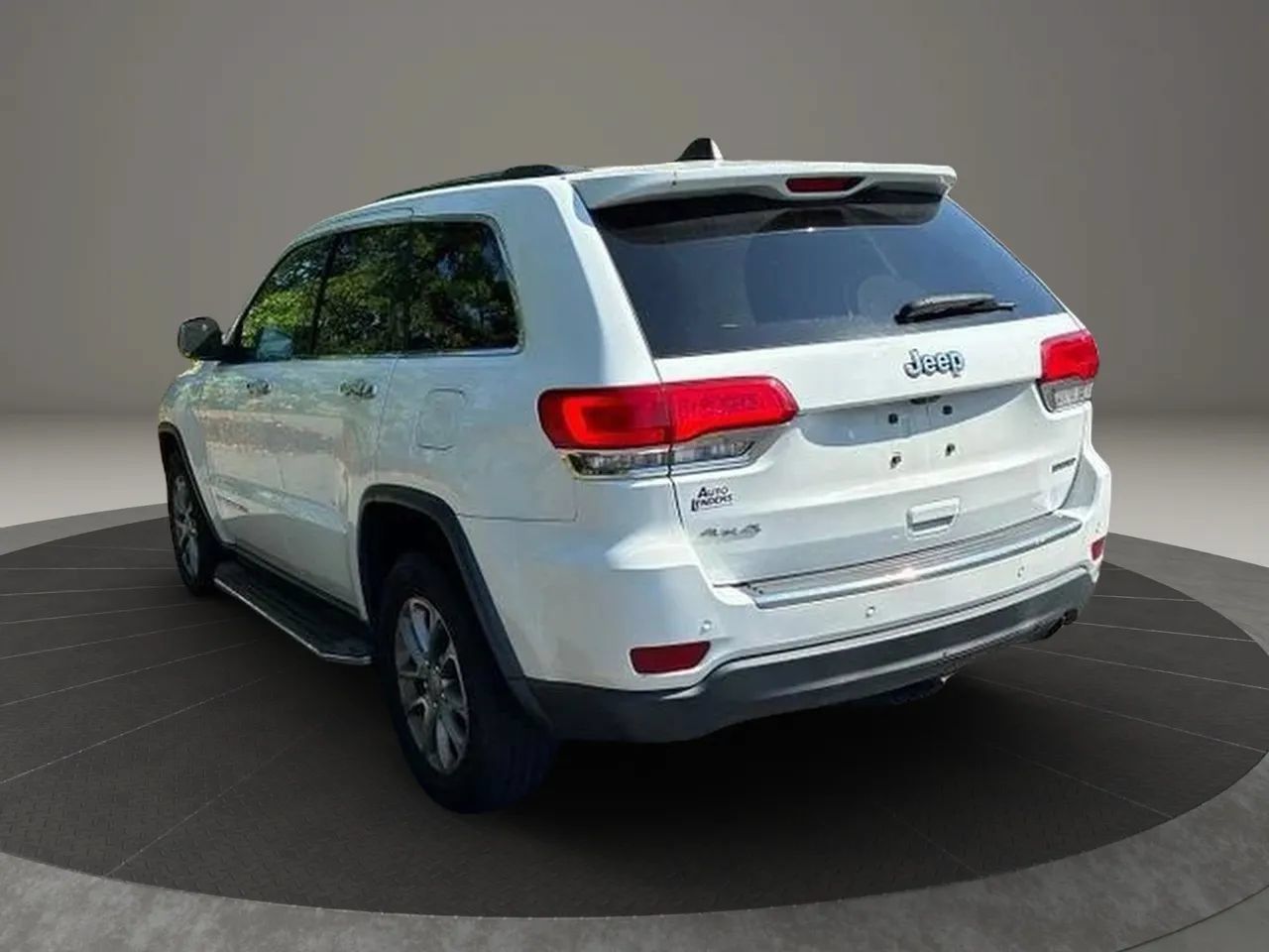 Used 2016 Jeep Grand Cherokee Limited AWD/4WD image 7