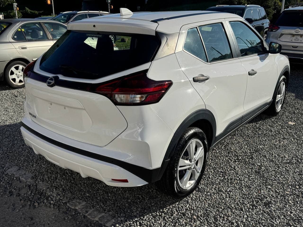 Used 2024 Nissan Kicks S FWD image 5