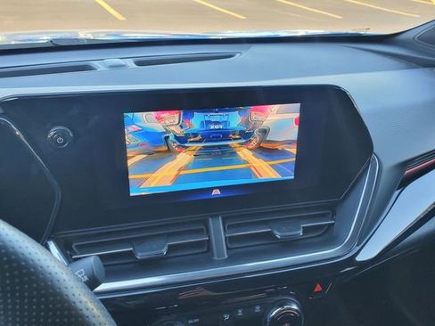Certified 2024 Chevrolet Trax RS w/ Driver Confidence Package FWD image 30