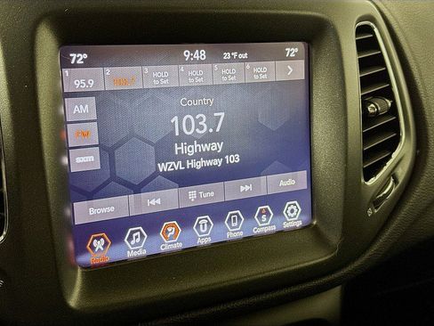 Used 2021 Jeep Compass Trailhawk image 14