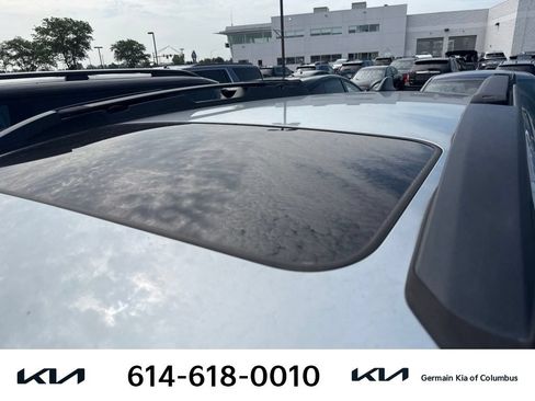 Used 2017 Subaru Outback 3.6R Limited AWD/4WD image 7