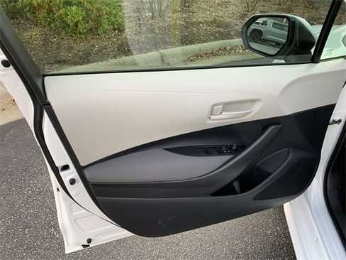 New 2026 Toyota Corolla LE image 17