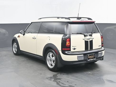 Used 2009 MINI Cooper Clubman Hardtop FWD image 3