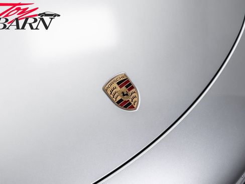 Used 2017 Porsche 911 Carrera 4 AWD/4WD image 17