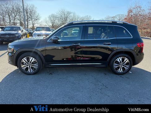 Certified 2024 Mercedes-Benz GLB 250 4MATIC image 5