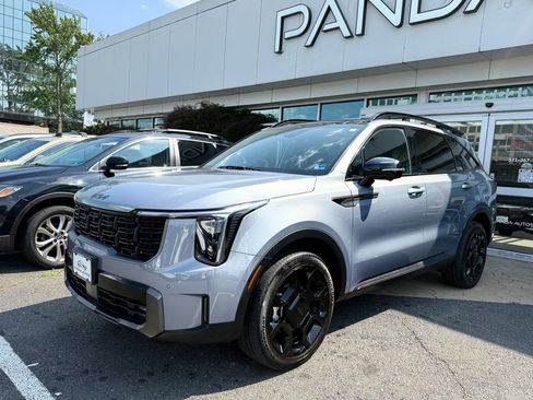 Used 2025 Kia Sorento SX AWD/4WD image 3