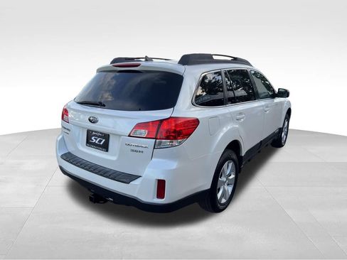 Used 2012 Subaru Outback 3.6R Limited AWD/4WD image 6