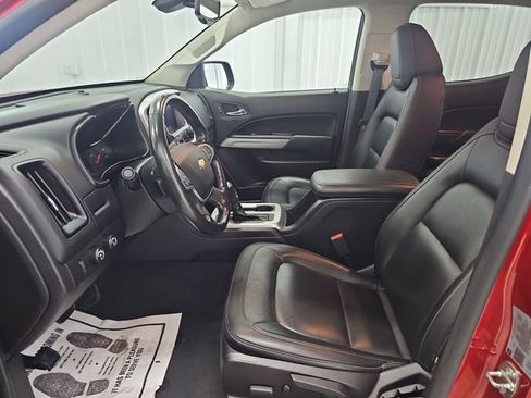 Used 2021 Chevrolet Colorado LT w/ LT Convenience Package AWD/4WD image 9