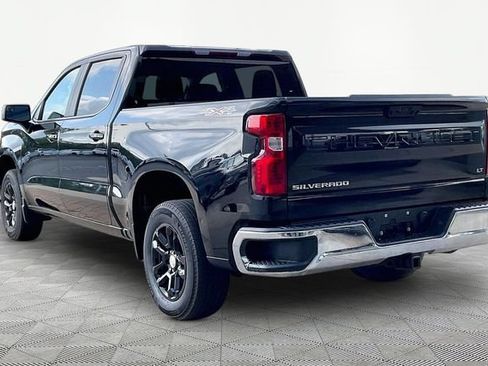 Used 2023 Chevrolet Silverado 1500 LT AWD/4WD image 4