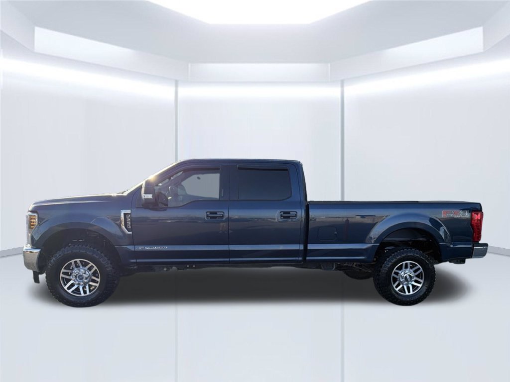 Used 2019 Ford F250 Lariat w/ FX4 Off-Road Package AWD/4WD image 3