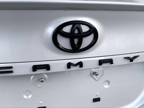 Used 2024 Toyota Camry XSE image 30