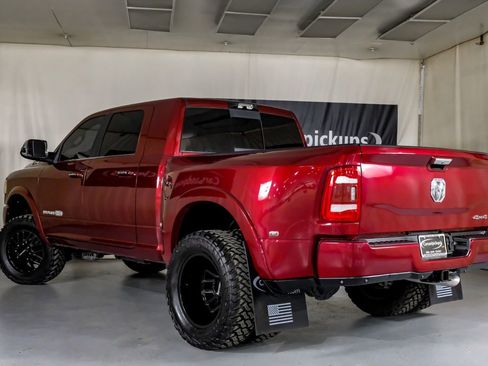 Used 2022 RAM 3500 Limited image 11
