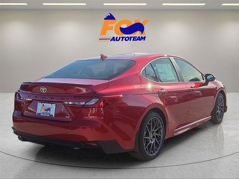 New 2026 Toyota Camry SE image 4