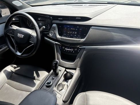Certified 2023 Cadillac XT6 Sport image 9
