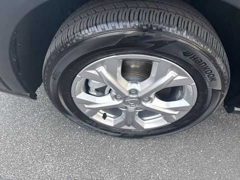 Certified 2024 Honda HR-V LX image 37